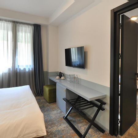Castor & Pollux Hotel Tbilisi Exterior foto