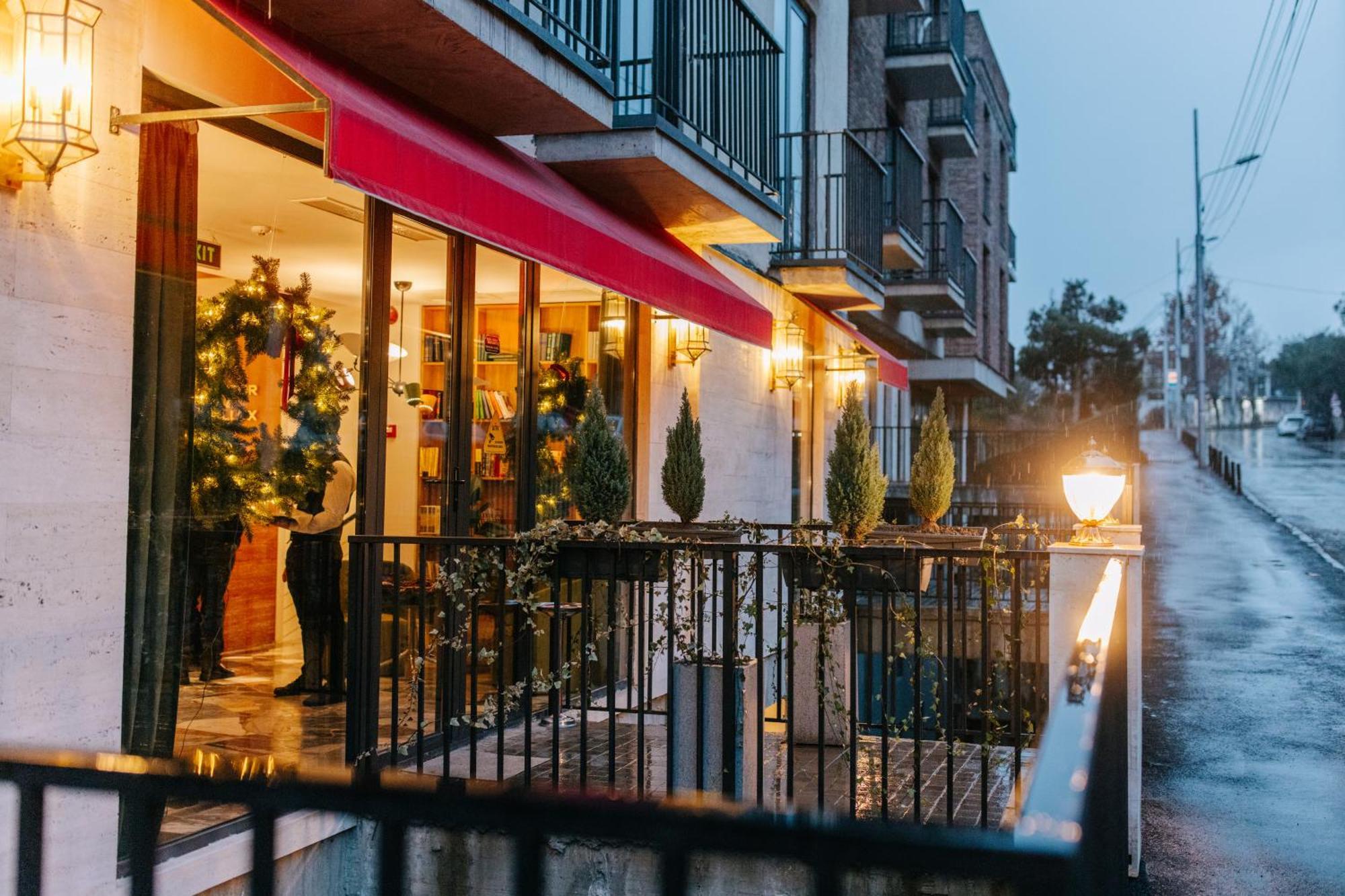 Castor & Pollux Hotel Tbilisi Exterior foto